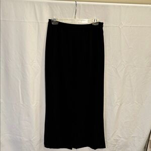 Elegant Black Women's Skirt Size 8